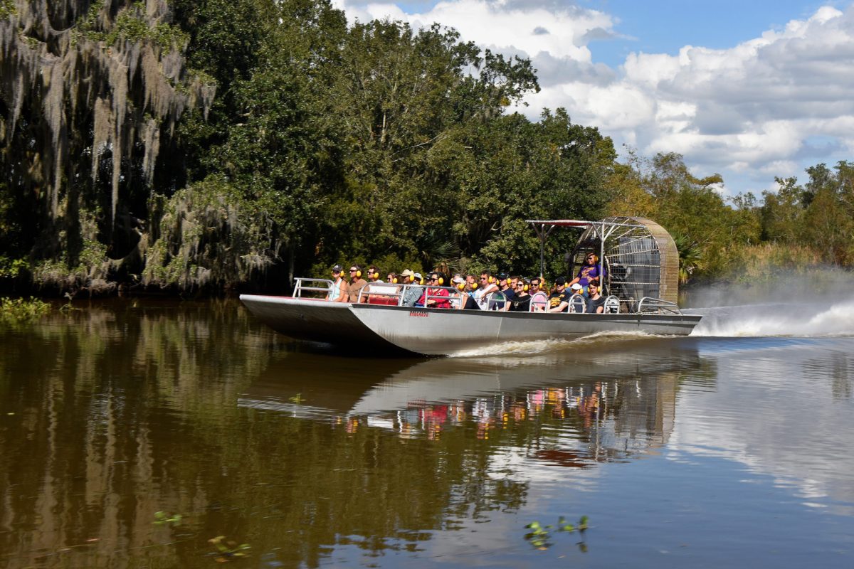 LARGE AIRBOAT